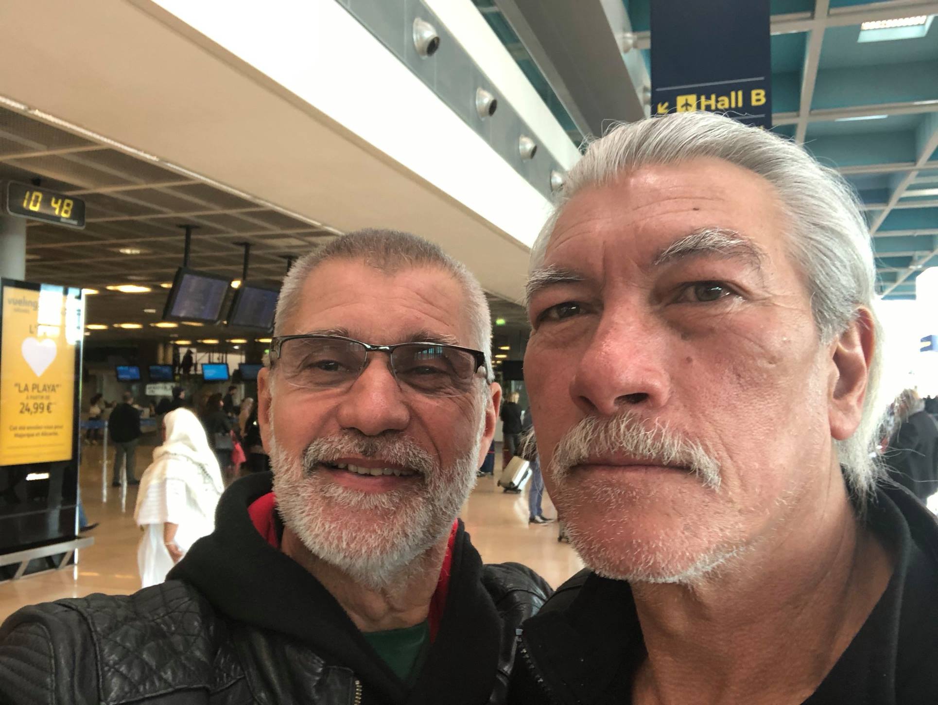 Sijo et Sikung, nos maîtres nous accompagnent depuis le ciel.